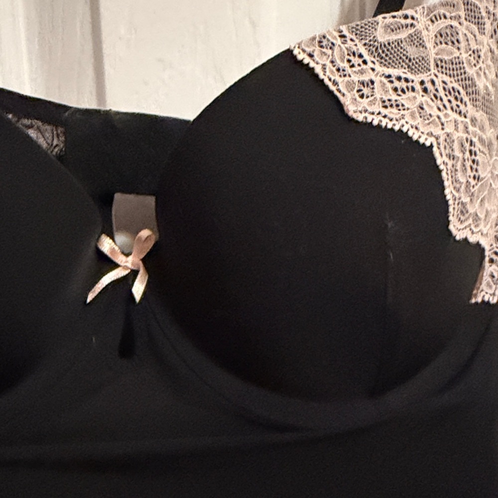 Victoria's Secret Black and light pink nighty - Picture 2 of 3